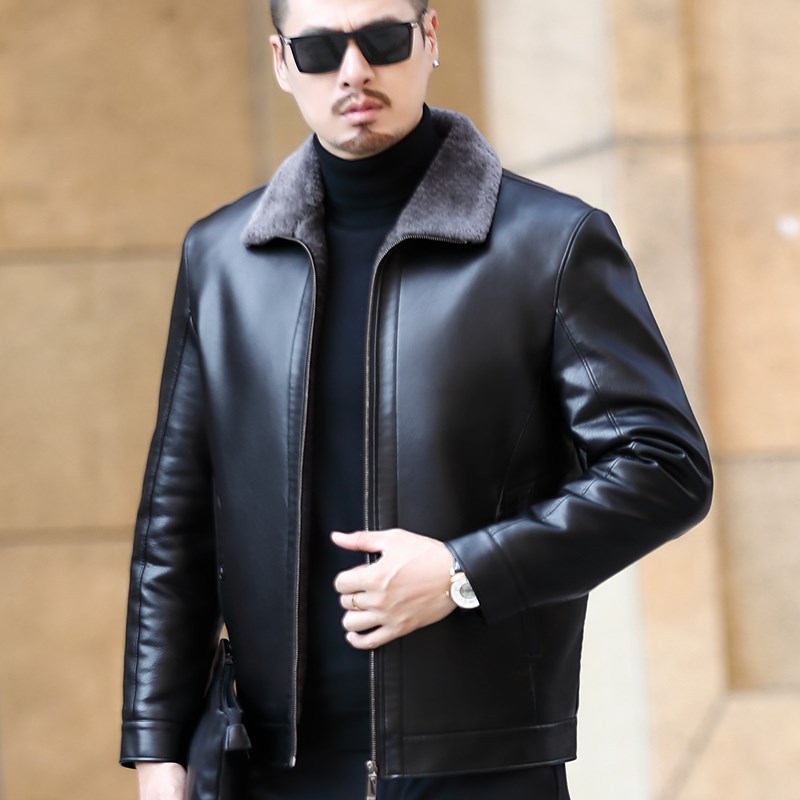 Insulated jacket for leisure