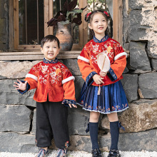 宝宝新款汉服唐装中国风原创设计古装品牌男童女童拜年服货源批发