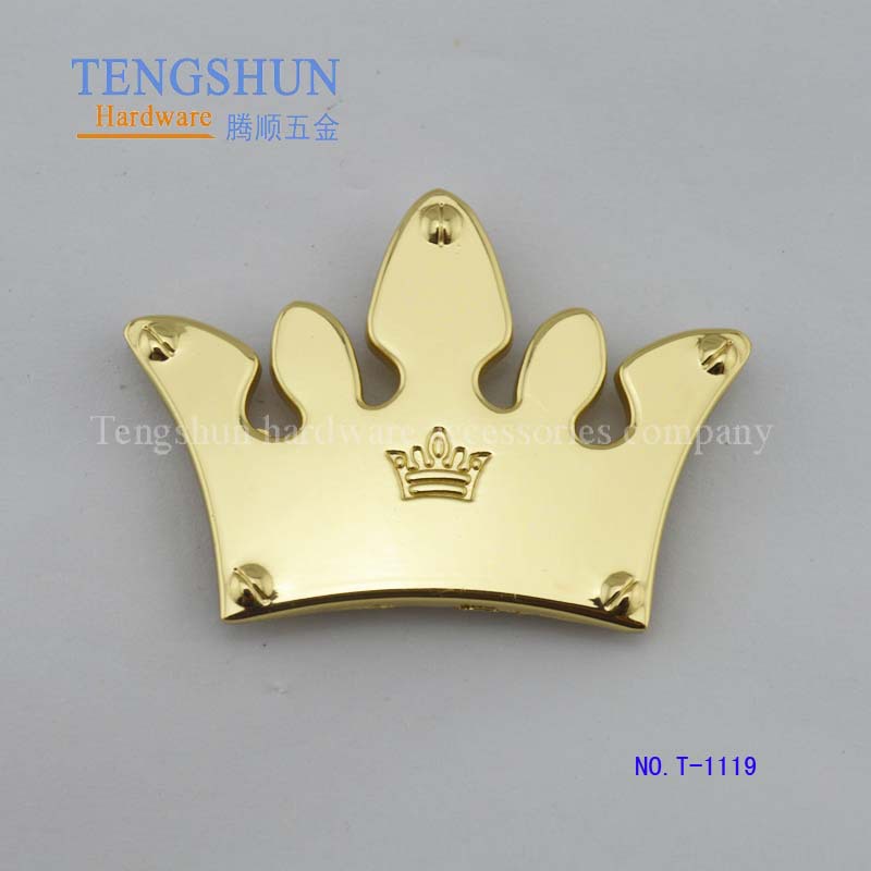 批发商标五金配件 服饰箱包五金配件商标锌合金商标 皇冠商标*