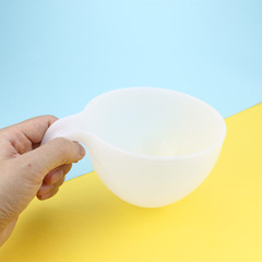 Transparent white stackable color mixing bowl, butter icing decorated white bean paste mixing bowl with handle