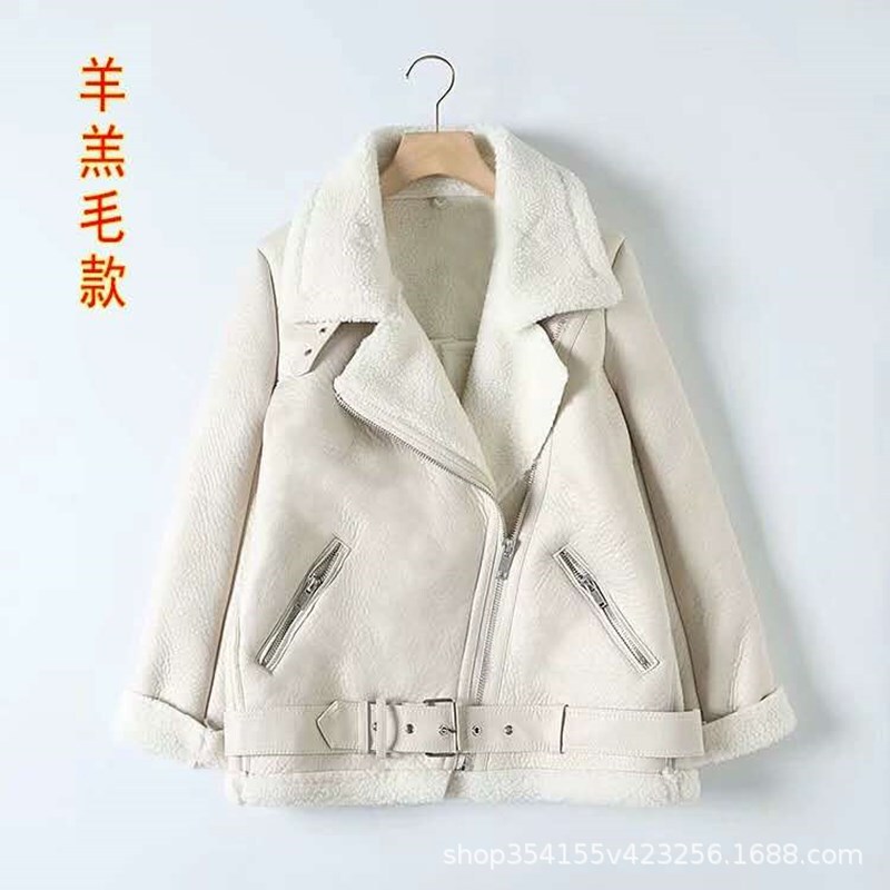 White Lamb Wool Outwear for Women in Autumn and Winter, Young and Fashionable Deerskin Fur All-In-One Warm Popular Top for Outer Wear