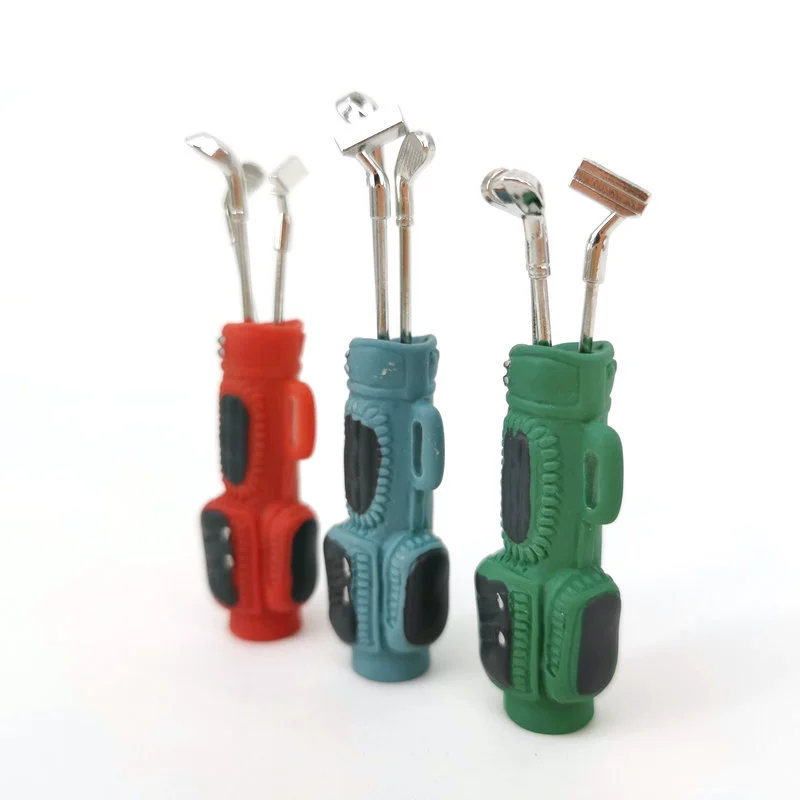 Кукольный дом спортивные аксессуары [с мячом + модель мини-гольф-клуба] детский дом Открытый спортивный инвентарь