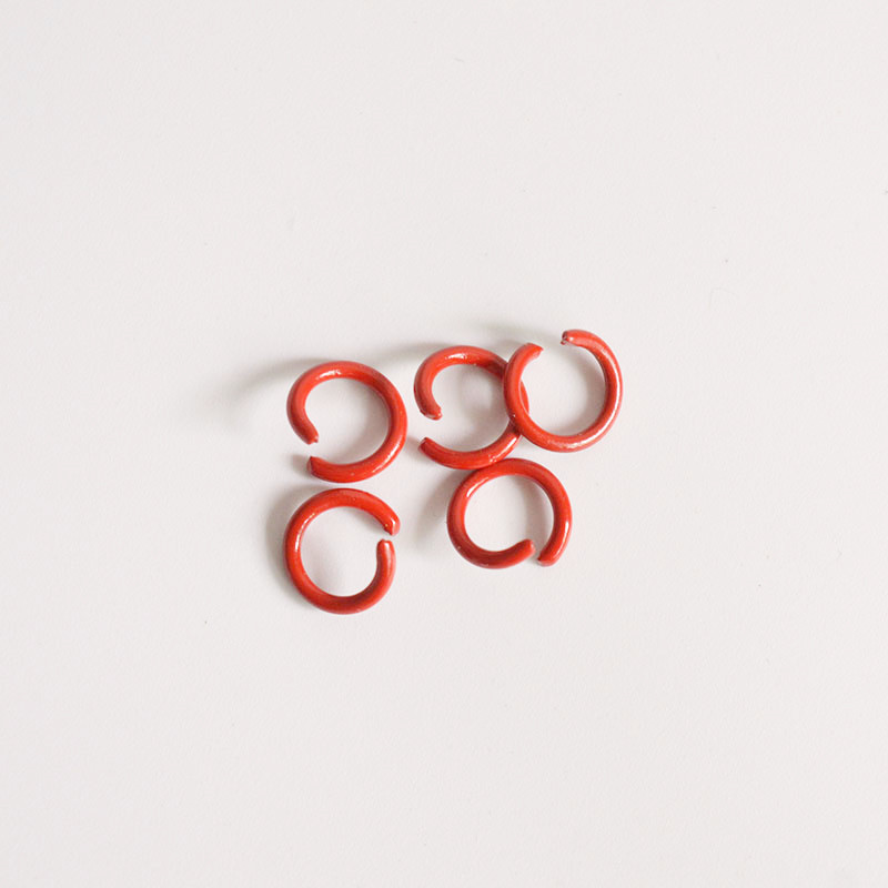 Red, wide color palette