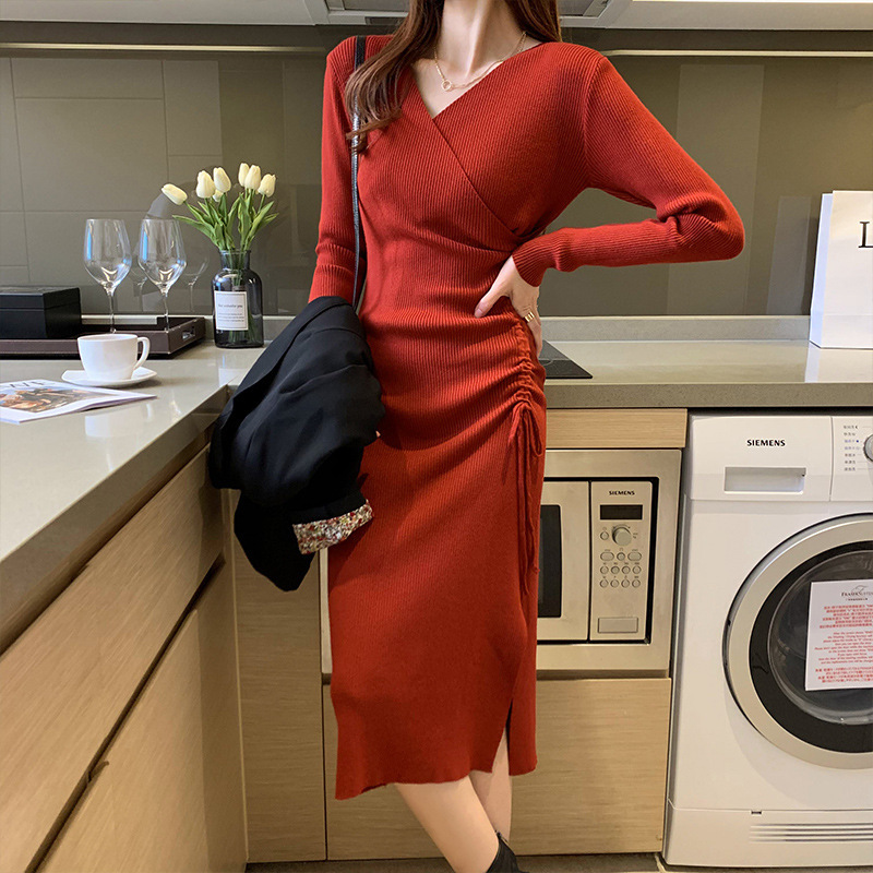Papaya Milk Spring and Autumn New Arrival Korean Style Slim Elegant Knitted Dress High Waist Solid Color Mid-Length Base Dress Trendy Papaya Milk Spring and Autumn New Arrival Korean Style Slim Elegant Knitted Dress High Waist Solid Color Mid-Length Base Dress Trendy