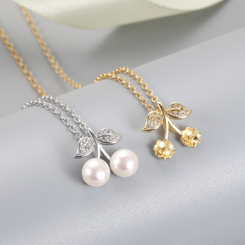 fashionable cute small pendant from pearl