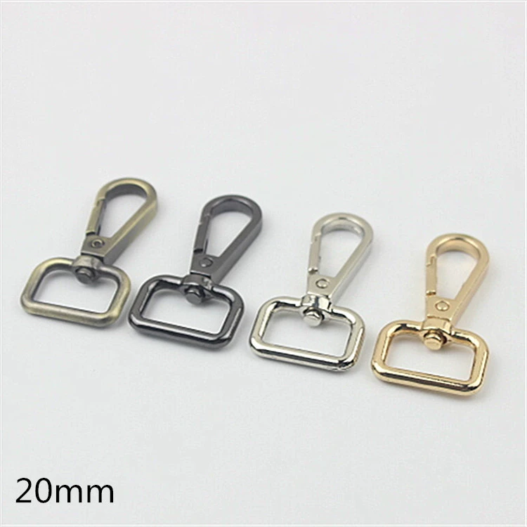 Bag accessory, straps, golden keychain