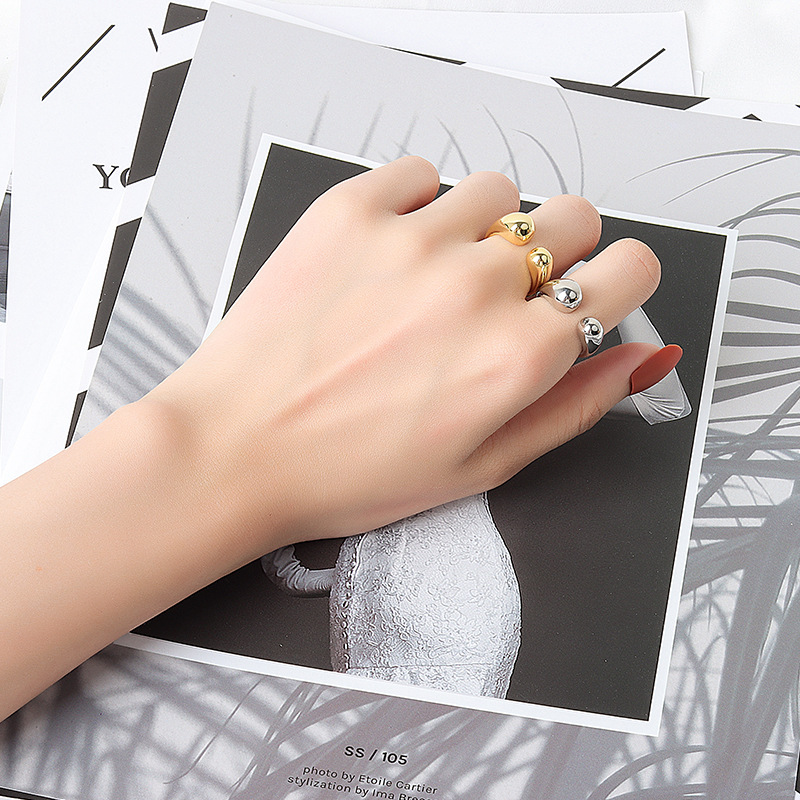 Geométrica brillante anillo de nicho femenino diseño ins moda neto rojo anillo de índice de personalidad simple anillo de cola de viento frío