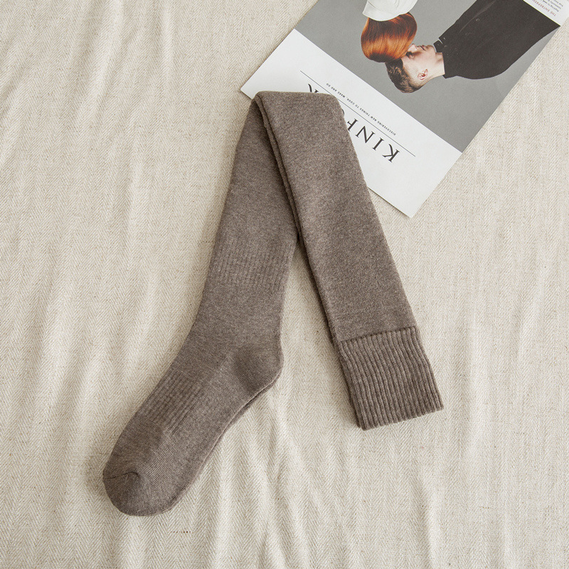 Medias de otoño e invierno de las mujeres de corte alto sobre la rodilla japonés forrado de lana gruesa caliente negro adelgazante muslo sobre la rodilla Calcetines