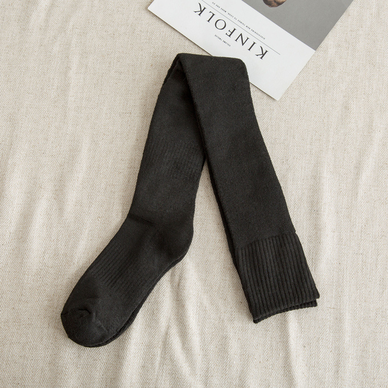 Medias de otoño e invierno de las mujeres de corte alto sobre la rodilla japonés forrado de lana gruesa caliente negro adelgazante muslo sobre la rodilla Calcetines