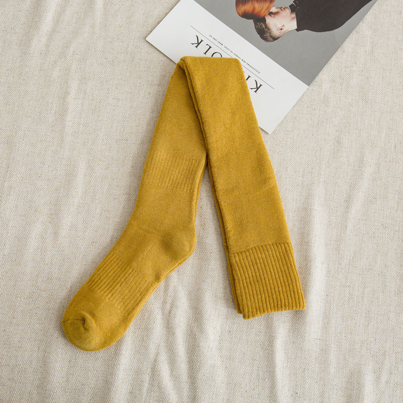 Medias de otoño e invierno de las mujeres de corte alto sobre la rodilla japonés forrado de lana gruesa caliente negro adelgazante muslo sobre la rodilla Calcetines