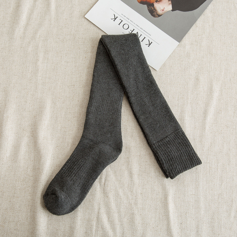 Medias de otoño e invierno de las mujeres de corte alto sobre la rodilla japonés forrado de lana gruesa caliente negro adelgazante muslo sobre la rodilla Calcetines