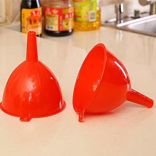 Oil pot and wine pot dispensing funnel, kitchen household oil pouring funnel, plastic wine funnel, wheat straw funnel