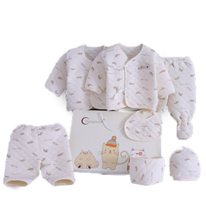 Ropa de algodón para bebé, caja de regalo para recién nacido, costura sin costuras, conjunto cálido de siete piezas para bebés recién nacidos de otoño e invierno.