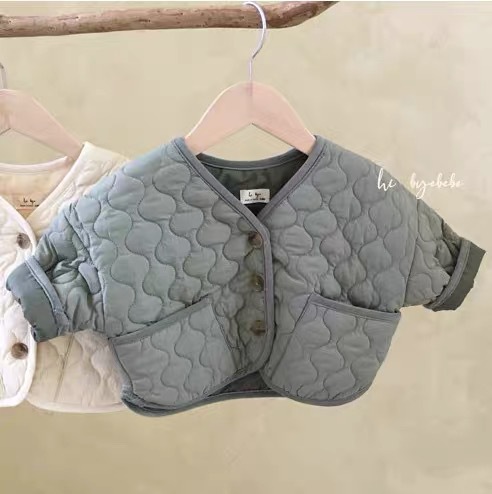 Ropa de algodón acolchado para bebés Ropa de otoño e invierno para bebés Estilo coreano Ropa de algodón acolchado para bebés Abrigo de algodón acolchado para niños Top de manga larga