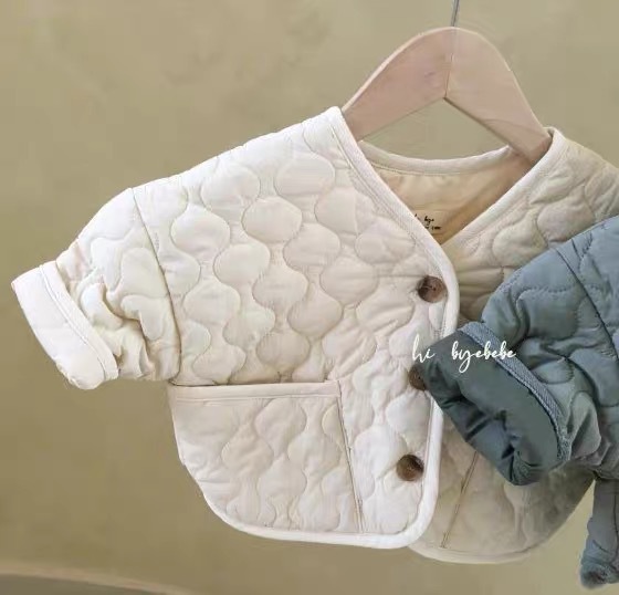 Ropa de algodón acolchado para bebés Ropa de otoño e invierno para bebés Estilo coreano Ropa de algodón acolchado para bebés Abrigo de algodón acolchado para niños Top de manga larga image 6