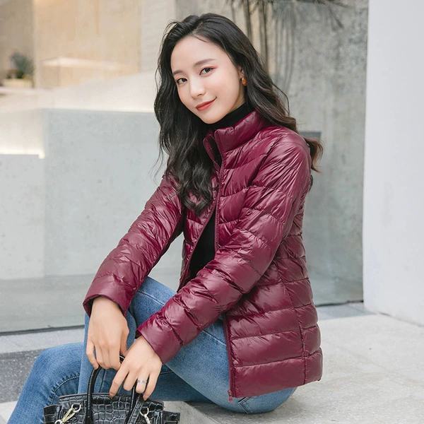 Jiu Hong [Standing Near Earlier]