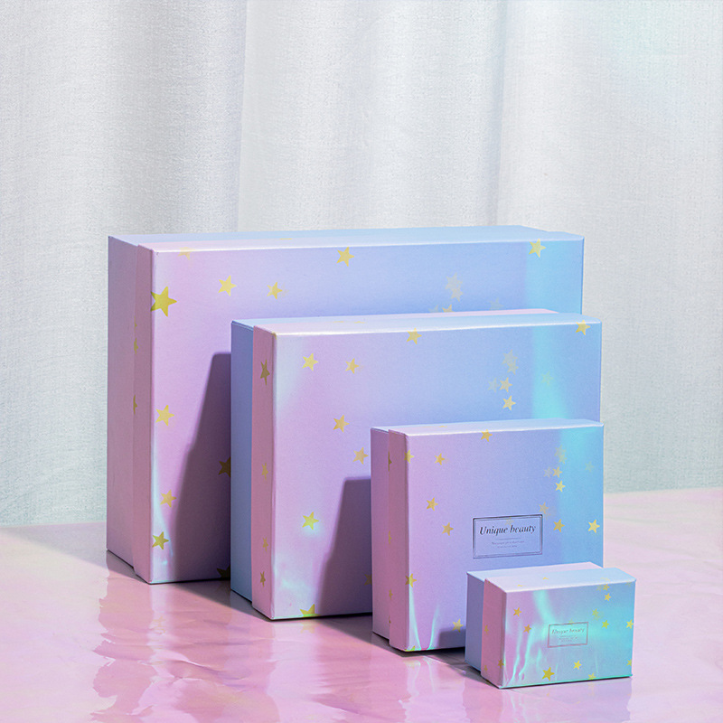 Caja de regalo de tapa de color degradado para niñas caja de regalo de cumpleaños pequeña caja de embalaje creativa fresca caja de lápiz labial en stock