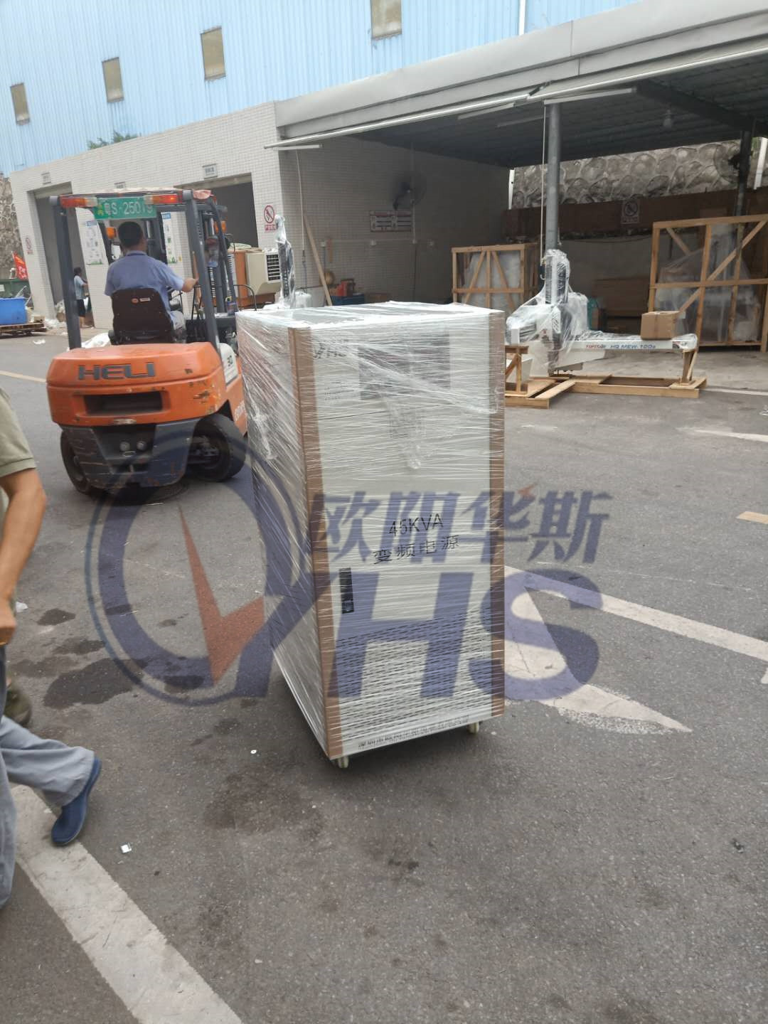 ����45KVA��Ƶ��Դ������ݸ��˹�Ｏ�ţ�����60HZ���ڲ�Ʒ