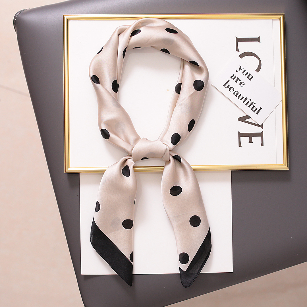 Spring Four Seasons Universal Women's Decorative Small Square Scarf with Plain Print Versatile Beach Scarf, Summer Thin_voghion.com