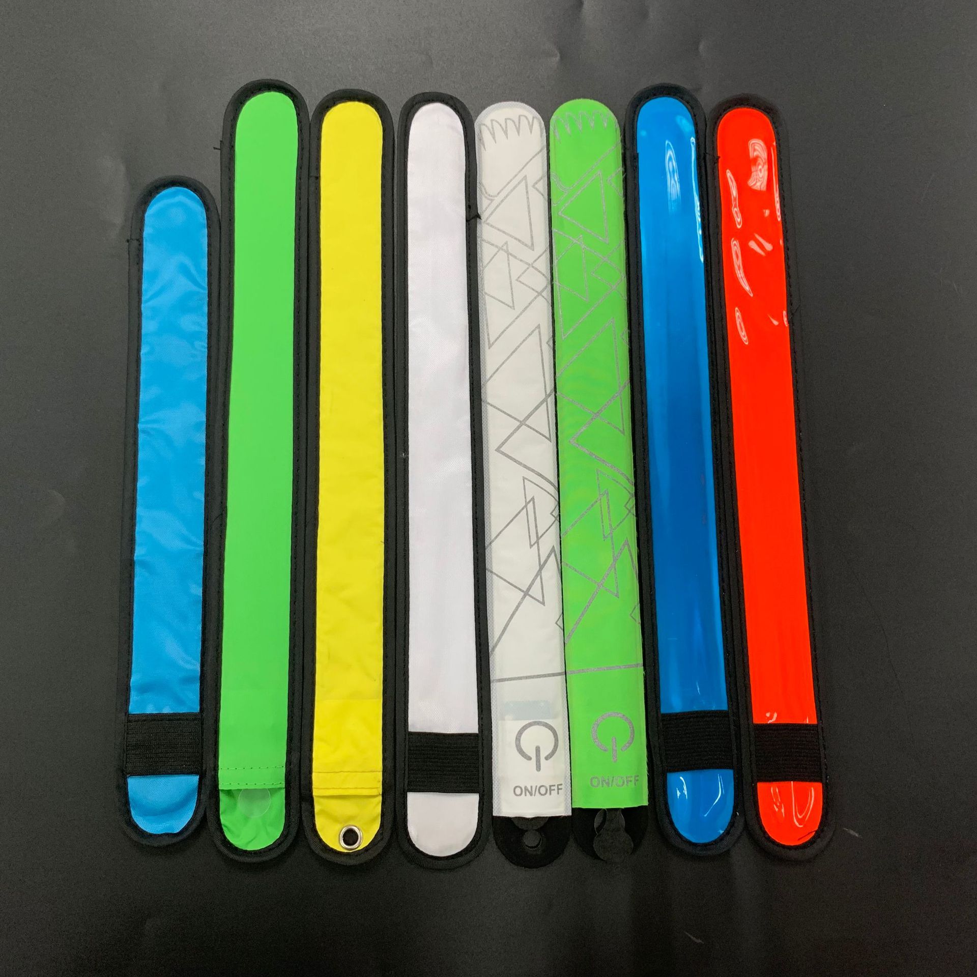 led发光拍拍圈手环反光手臂带户外运动警示手臂灯电压工厂批发