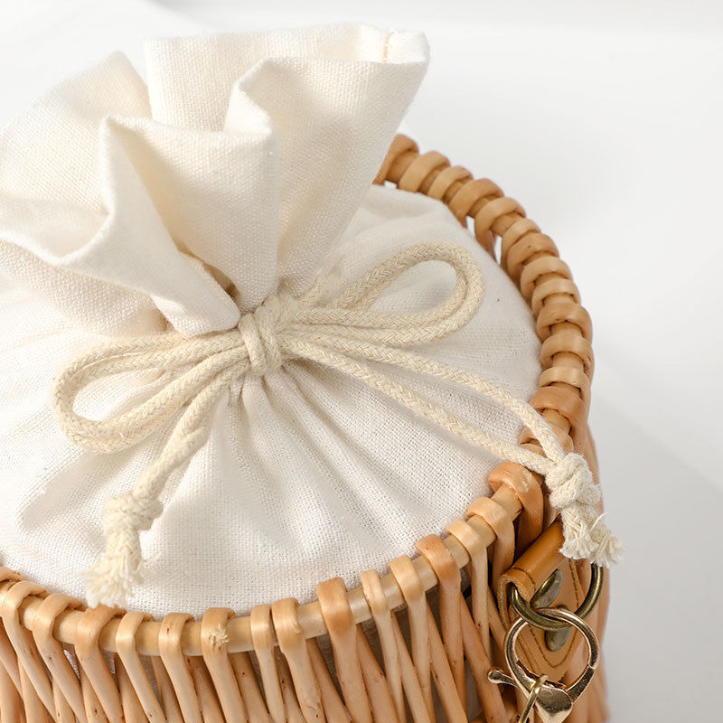 Bolso de paja de verano para mujer 2021 Nuevo bolso de celebridad de Internet bolso de perlas bolsa de ratán de regalo de mano bolsa de cubo de playa