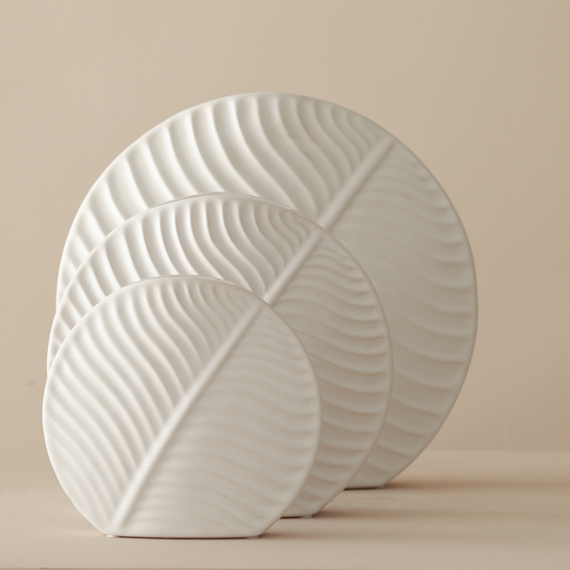 ins Nordic Flower-arranging Flat Vase White Leaves Ceramic Soft Decoration Ornaments Crafts Personalized Creative Flower Device