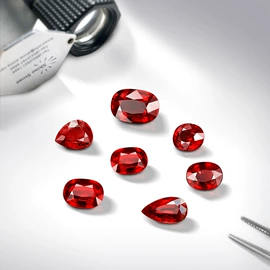 宝石手饰;钻石手饰;K金项饰