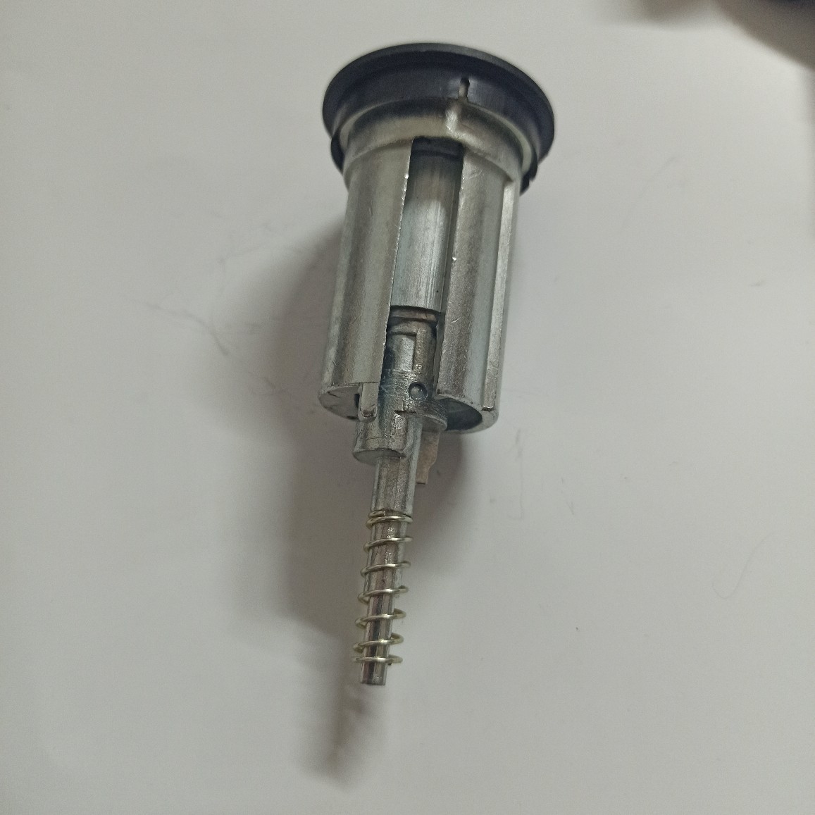 Aplicable al cilindro de la cerradura Opel encendido fresado vertical llave de diente externo cilindro de la cerradura del coche 0913694