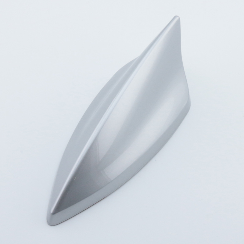 Shark Fin: Universal vehicle antenna - silver