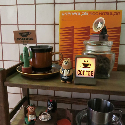 Japanese groceries ZAKKA gramophone INS cat cute retro record gramophone decorative miniature resin ornaments