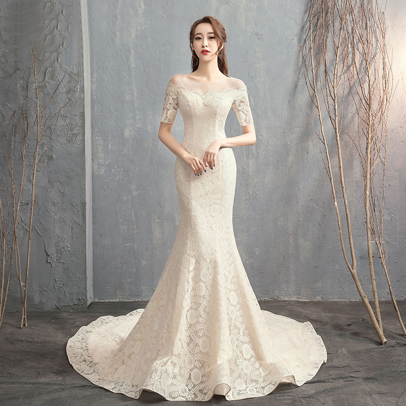 Wedding Dress with Off-The-Shoulder Design, 2025 New Style, Elegant Forest-Style Lace, Slimming Bride's Wedding Gown, Fishtail Long Train, Simple