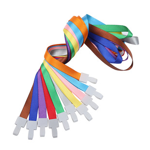 �S��ֱ�N1.5cm�ؿ����Kһ�w�����Ͽ��C����չ���C�������K�����l