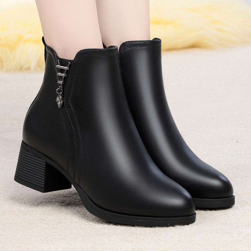 Cross-border Women's Work Cotton Shoes Women's Autumn and Winter Shoes Thick Heel New Fleece-lined Short Boots Mid-heel Leather Shoes All-match Women's Shoes