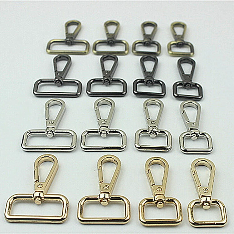 Bag accessory, straps, golden keychain