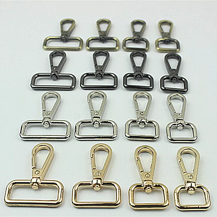 Bag accessory, straps, golden keychain