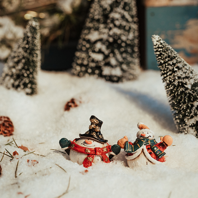 Resina vieja muñeco de nieve decoración de escritorio decoración colorida pintada a mano hace viejos retro americanos mostrador decoración