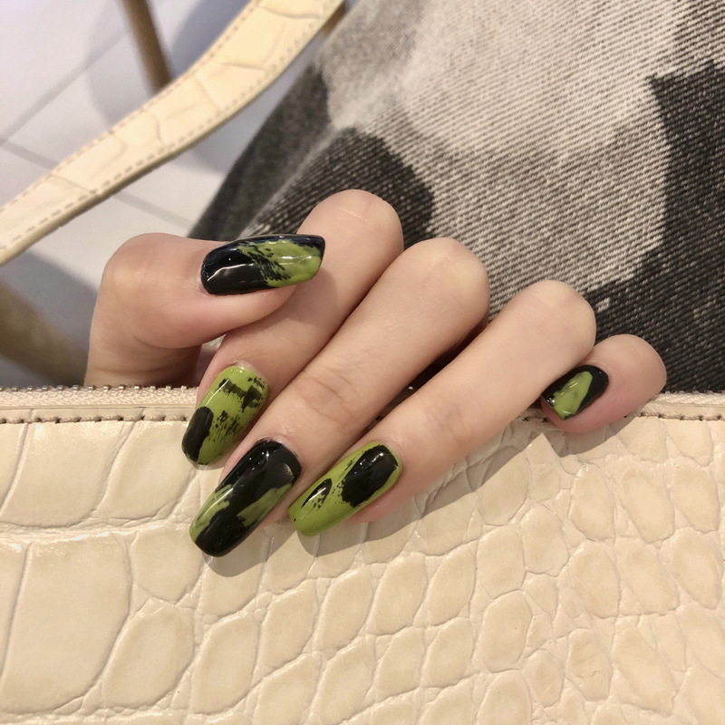 Black and Green Future Art Graffiti Wear Manicure Finished Fake Nail Nail Patch Nail Patch Waterproof Removable