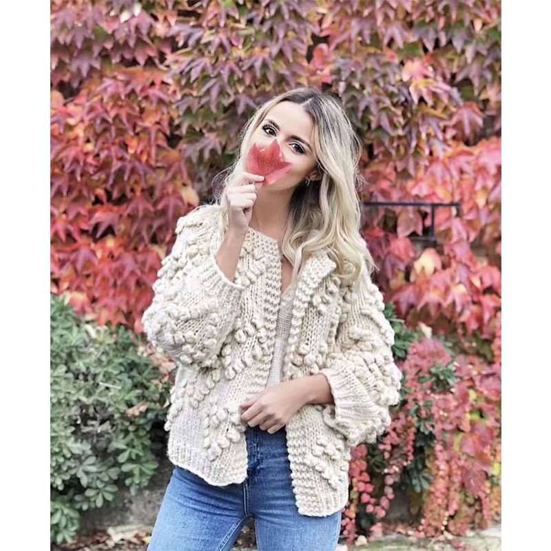 Otoño e Invierno amor ganchillo bola hecha a mano de punto suéter abrigo cuello redondo Raglan manga larga hebilla-libre punto cardigan para las mujeres image 3