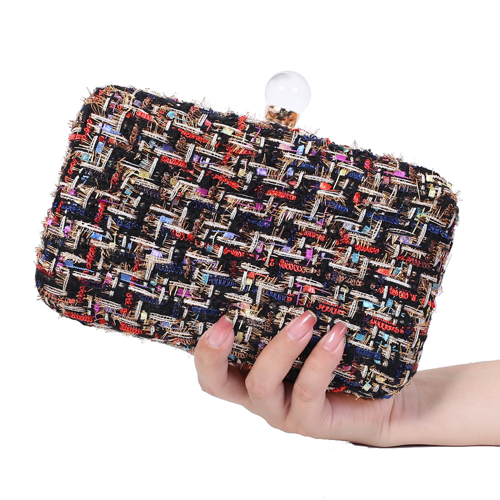 2023 nueva bolsa de banquete de Europa y América Chanel estilo bolso de noche tejido embrague bolso de noche de las mujeres transfronteriza