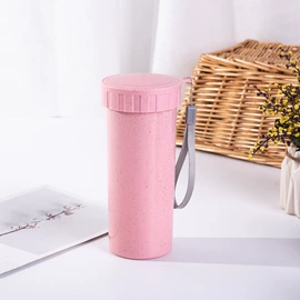 塑料杯;证件卡、挂绳;纸巾盒