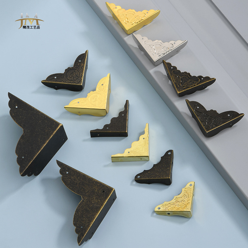 Antique Corner-wrapped Wooden Box Corner Furniture Four-sided Corner Corner Protection Corner Iron Sheet Corner-wrapped Right Angle Bronze Gold