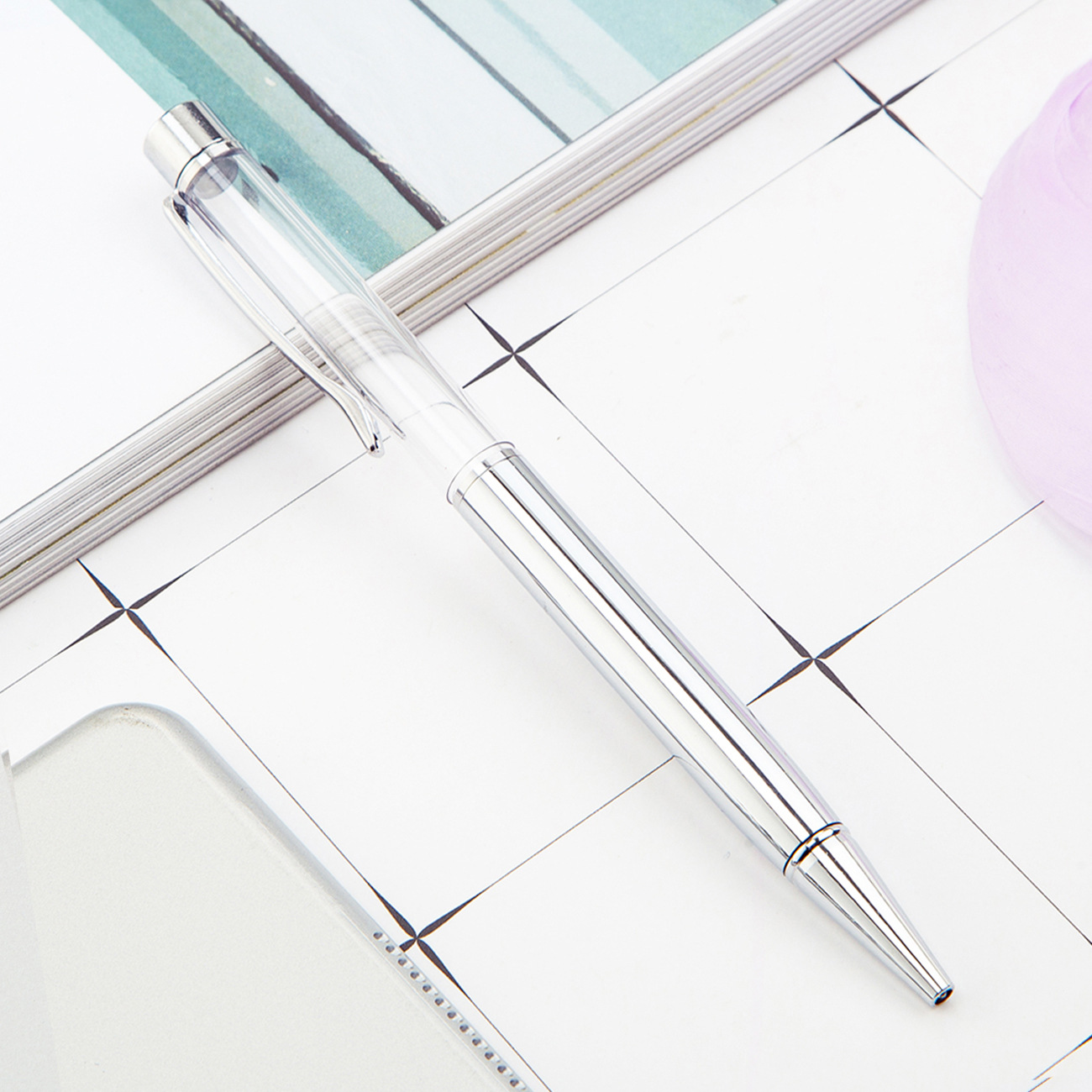 Varilla vacía de metal DIY bolígrafo recargable Crystal Quicksand lámina de oro pluma Impresión logotipo letras pluma de bricolaje