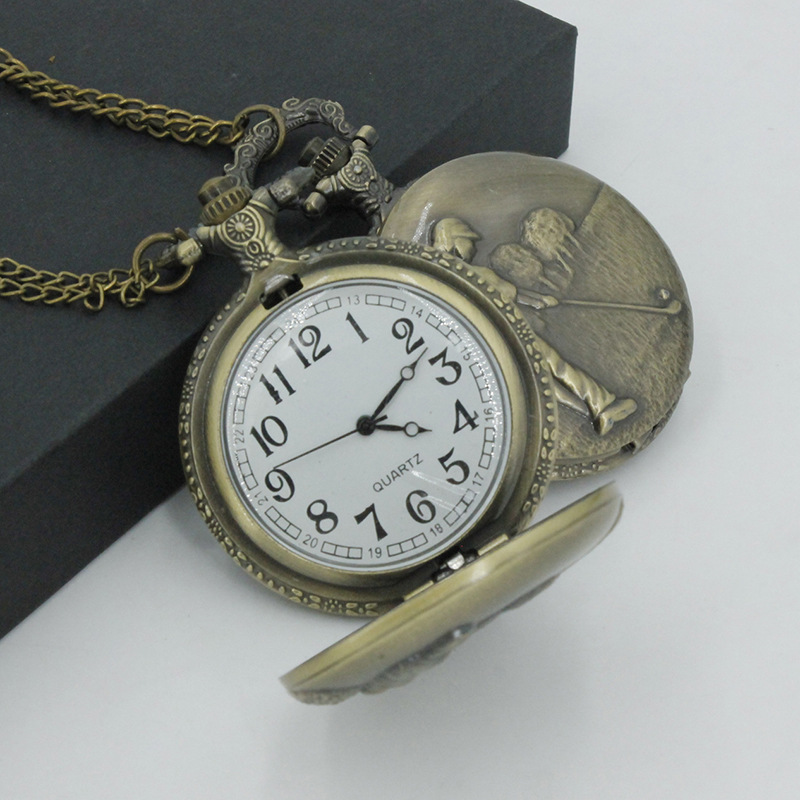 Transfronteriza Venta caliente retro Golf reloj de bolsillo personalidad patrón de golf Flip cuarzo reloj fuente fábrica al por mayor