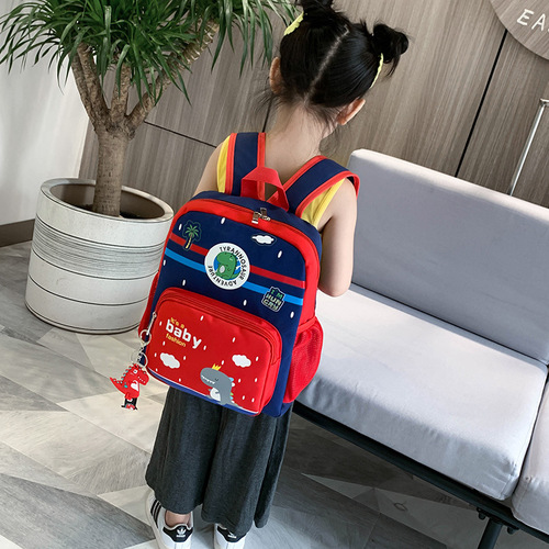 Kindergarten school bag wholesale cute little dinosaur print children's backpack male and female baby preschool small school bag