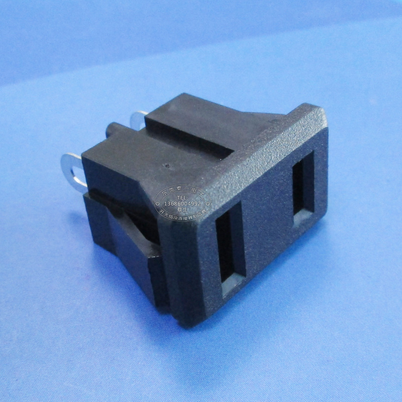 15A125V美标两孔充电母座 出口灯具扁孔美式极性电源插座DB-14-M4