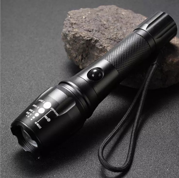 热销T6强光LED远射手电筒   铝合金机械变焦手电夜骑灯厂家直销