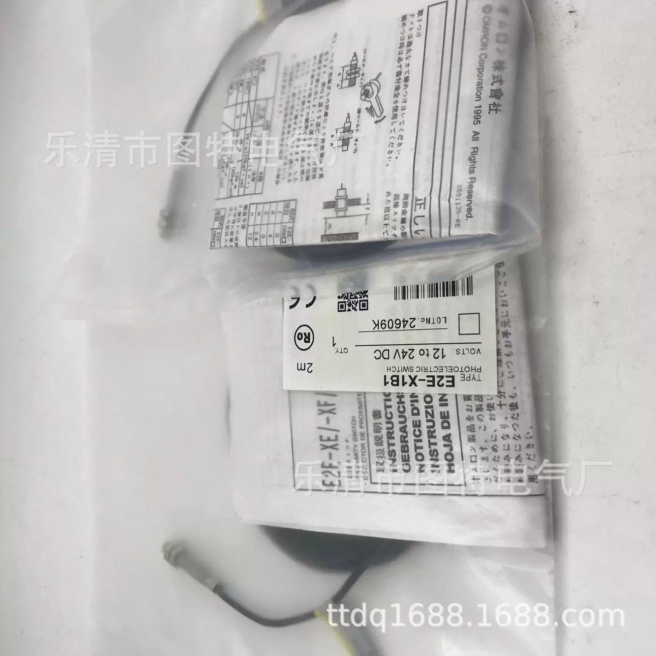 接近开关E2E-X1B1实图拍E2E-C1C1 E2E-X1C1 E2E-CR8B1 E2E-CR8B2