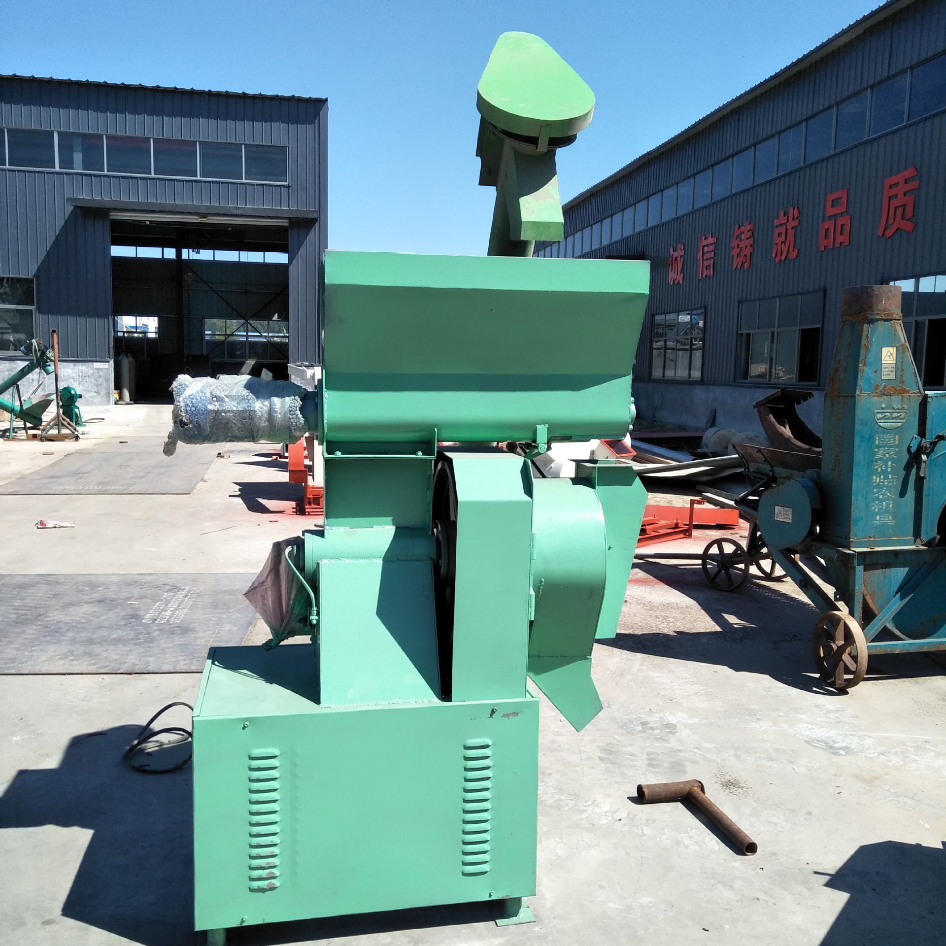 吉林羊饲料颗粒机组 中型自动草饲料颗粒机 干草青草粉碎制粒机