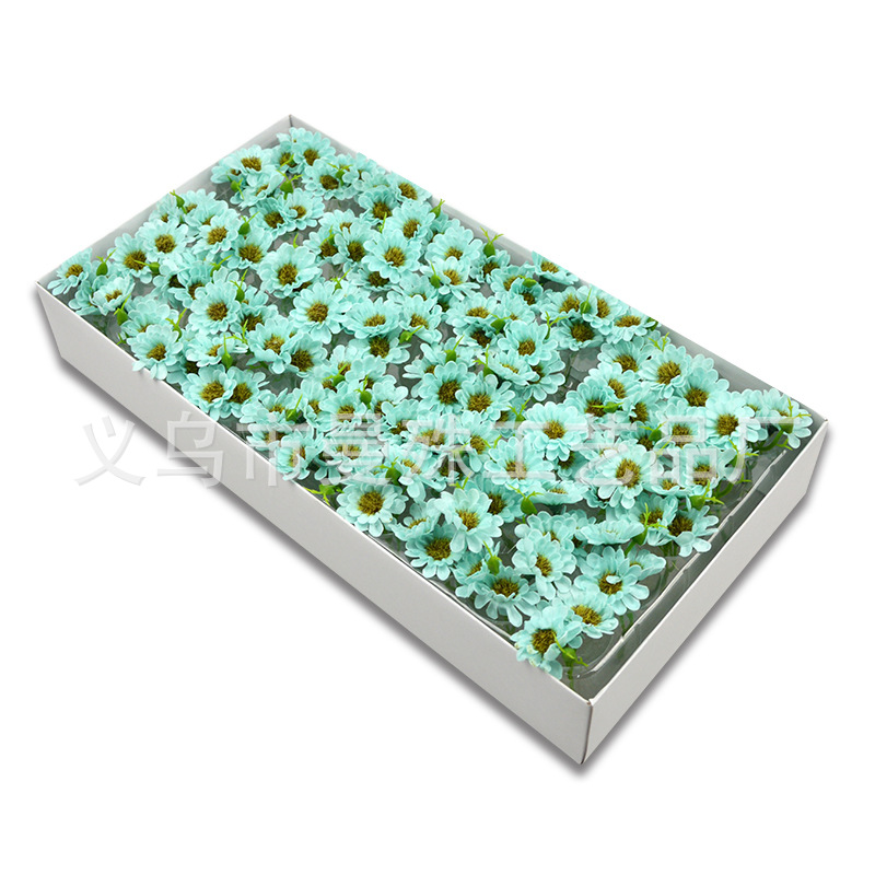 Día de San Valentín nuevo pequeño crisantemo salvaje jabón flor cabeza Zou Ju artificial jabón flor caja de regalo ramo decoración a juego al por mayor