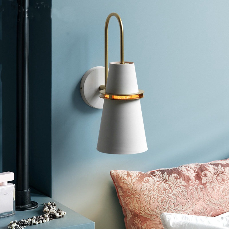Nordic Mirror Front Light Post-modern Simple Personality Creative Aisle Balcony Living Room Bedroom Bedside Horn Wall Lamp